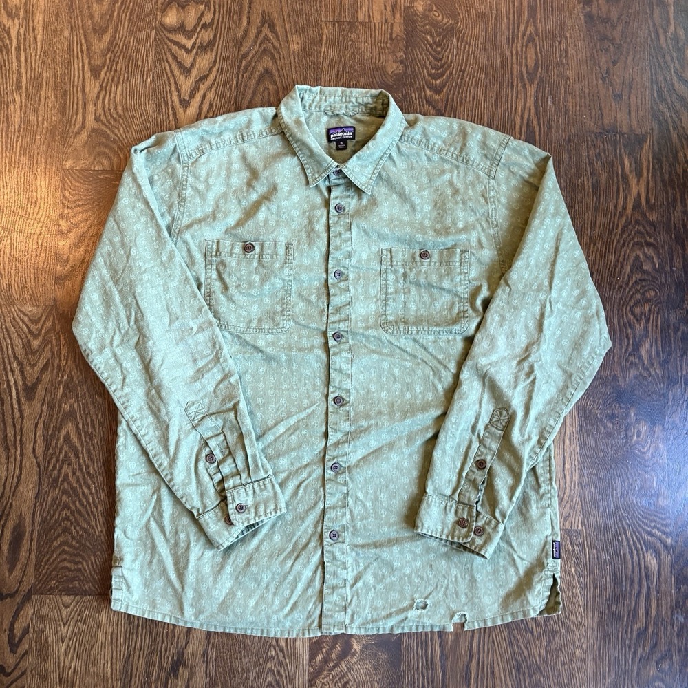 Patagonia Men XL Hemp Organic Cotton AOP Shirt Green Long Sleeve Button Down